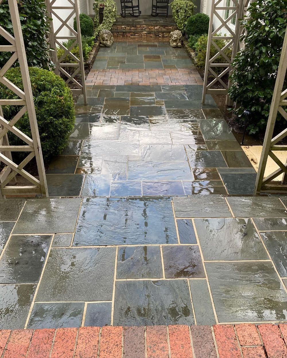 Driveway and Masonry Cleaning in Huntsville, AL